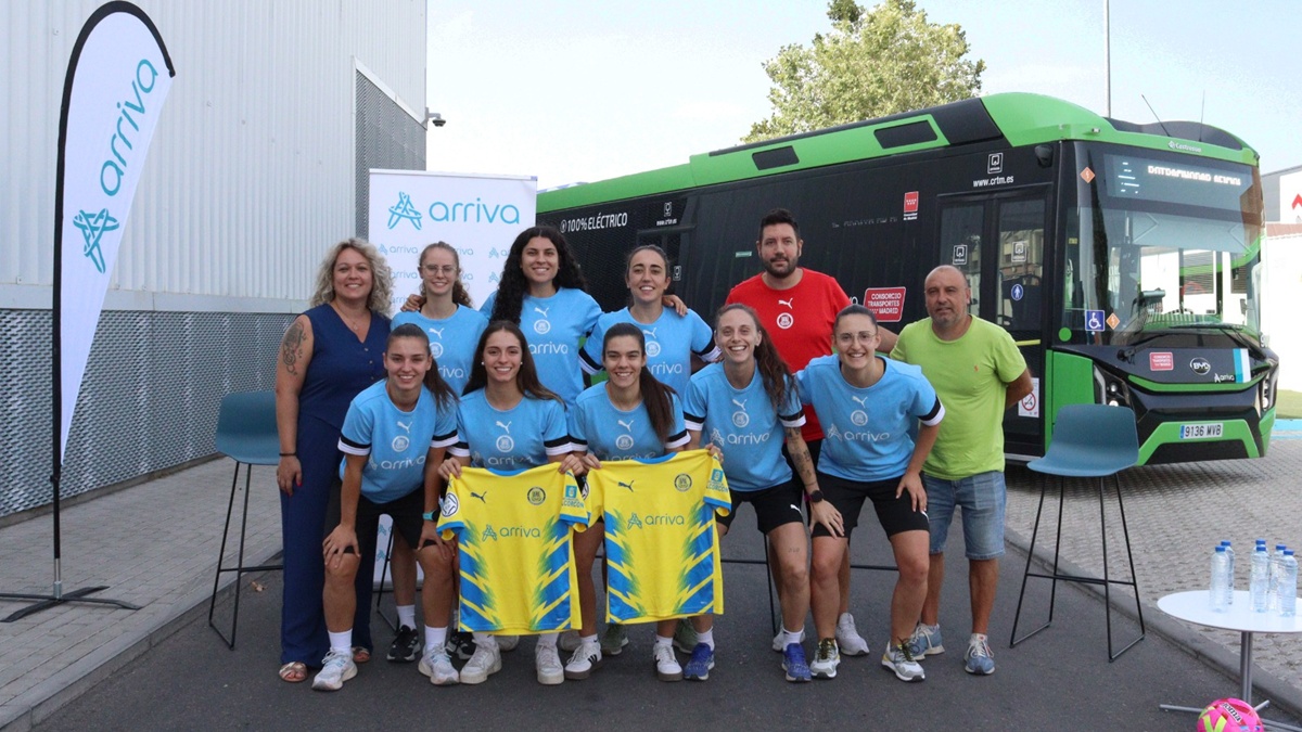 El Alcorcón de fútbol sala femenino presenta a sus fichajes estrella y amplía su vínculo con Arriva por tres temporadas