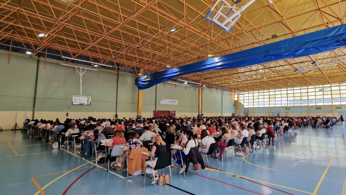 Alcorcón convierte Los Cantos en un aula gigante para cientos de aspirantes a funcionario