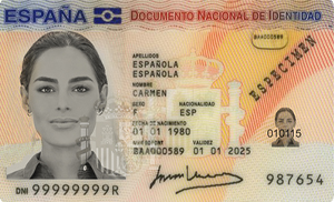 Los mayores de 70 en Alcorcón tendrán que pedir cita para renovar el DNI antes de 2031