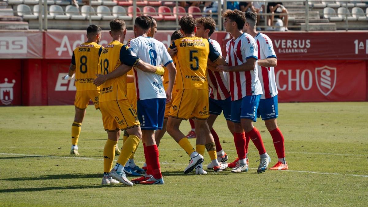 Algeciras 1-0 Alcorcón | Segunda derrota consecutiva para los alfareros Algeciras 1-0 Alcorcón | Segunda derrota consecutiva para los alfareros