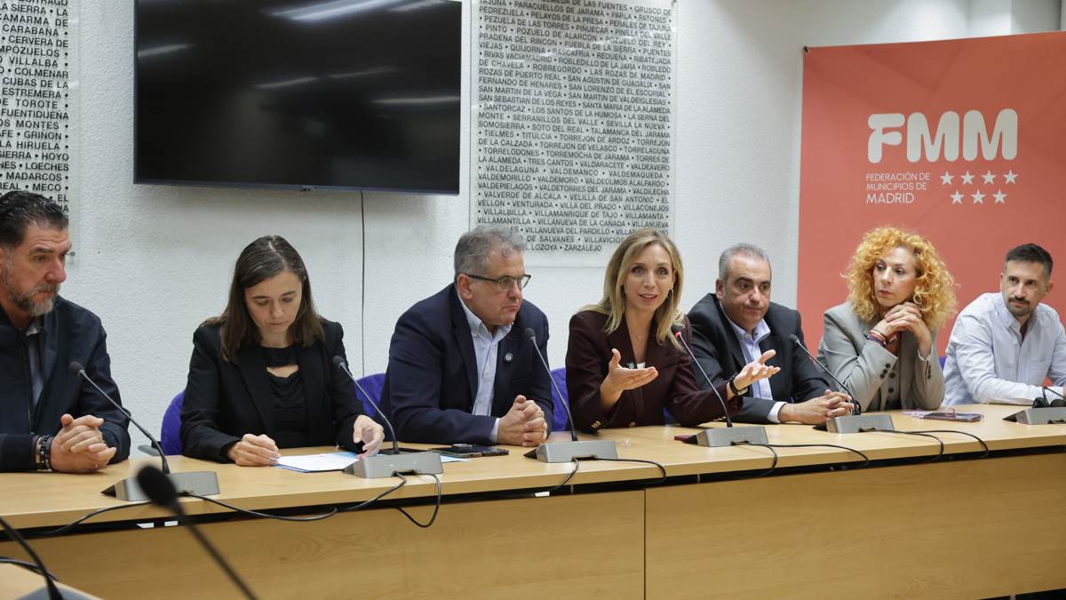 La alcaldesa de Alcorcón acusa al PP de "atropello democrático" en la FMM La alcaldesa de Alcorcón acusa al PP de "atropello democrático" en la FMM