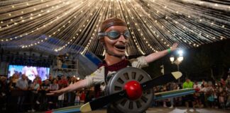 Alcorcón presume de tradición con los Gigantes y Cabezudos de Valderas en Torrejón