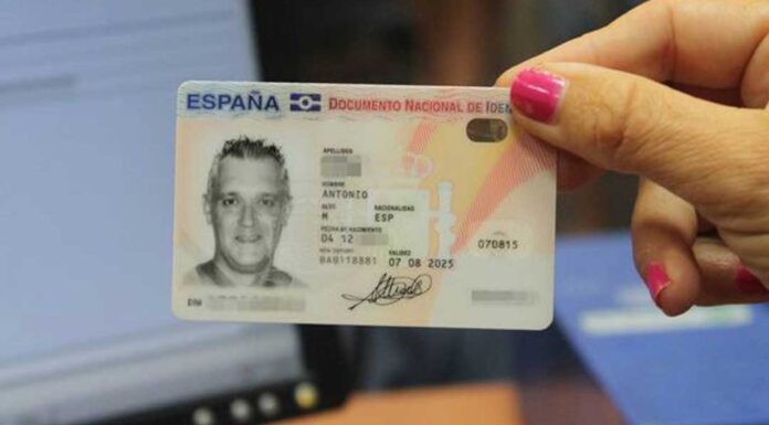 Los mayores de 70 en Alcorcón tendrán que pedir cita para renovar el DNI antes de 2031