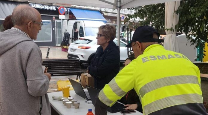 Limpieza y escucha vecinal: así funciona el nuevo programa 'ESMASA en tu zona'