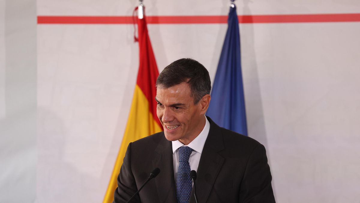 Pedro Sánchez, sobre Retamar de la Huerta: “Alcorcón da un paso adelante que va a marcar su futuro” Pedro Sánchez, sobre Retamar de la Huerta: “Alcorcón da un paso adelante que va a marcar su futuro”