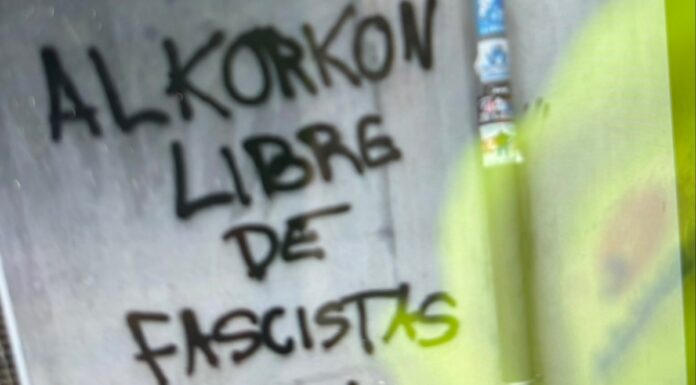 Vox Alcorcón denuncia la segunda agresión en un mes a su sede Vox Alcorcón denuncia la segunda agresión en un mes a su sede