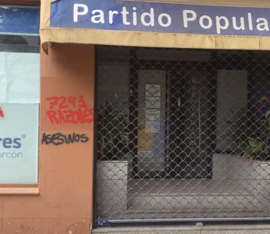 El PP se suma a Vox y denuncia actos vandálicos en su sede de Alcorcón