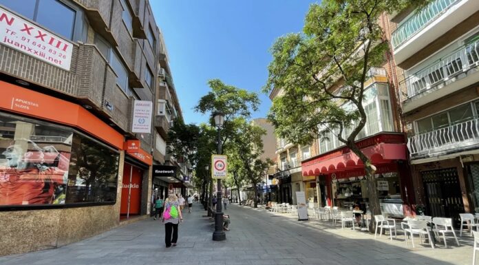 Tres hombres detenidos tras intentar okupar un local vacío y robar posteriormente a otra propietaria en Alcorcón Tres hombres detenidos tras intentar okupar un local vacío y robar posteriormente a otra propietaria en Alcorcón