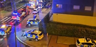 Una mujer y sus dos hijos, trasladados al hospital por un incendio en una vivienda de Alcorcón