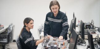 Alcorcón impulsa la creatividad tecnológica juvenil con su primer 'hackaton' y premios de hasta 700 euros