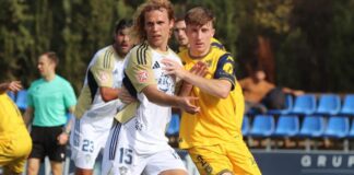 Resumen deportivo en Alcorcón: triunfos en fútbol y derrotas en Hockey, voleibol y baloncesto femenino