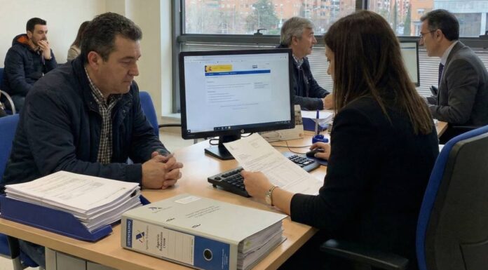 Los vecinos de Alcorcón ya pueden consultar las fechas para hacer la declaración de la renta en 2026