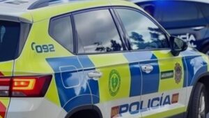 Dos detenidos en Alcorcón por robar dinero y transportar aves protegidas sin autorización