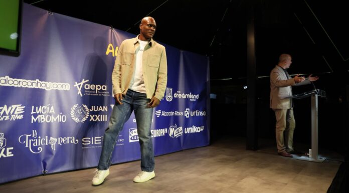 Una polémica decisión de los jueces deja a Nayanesh, vecino de Alcorcón, sin título mundial: "Gané en el ring"