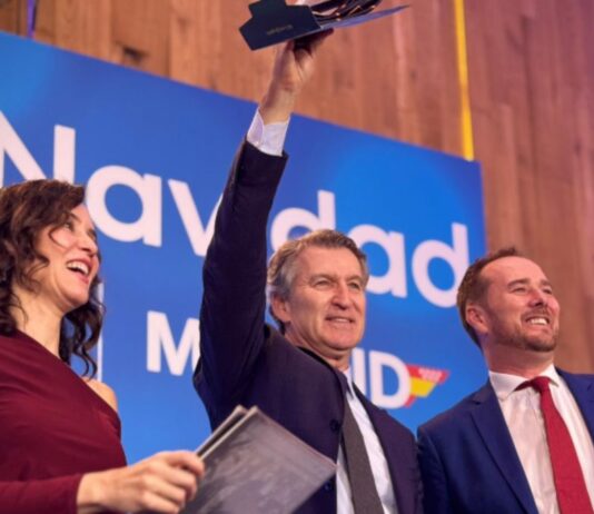 Alcorcón acoge la Cena de Navidad del PP de Madrid con Feijóo, Ayuso y más de mil asistentes Alcorcón acoge la Cena de Navidad del PP de Madrid con Feijóo, Ayuso y más de mil asistentes