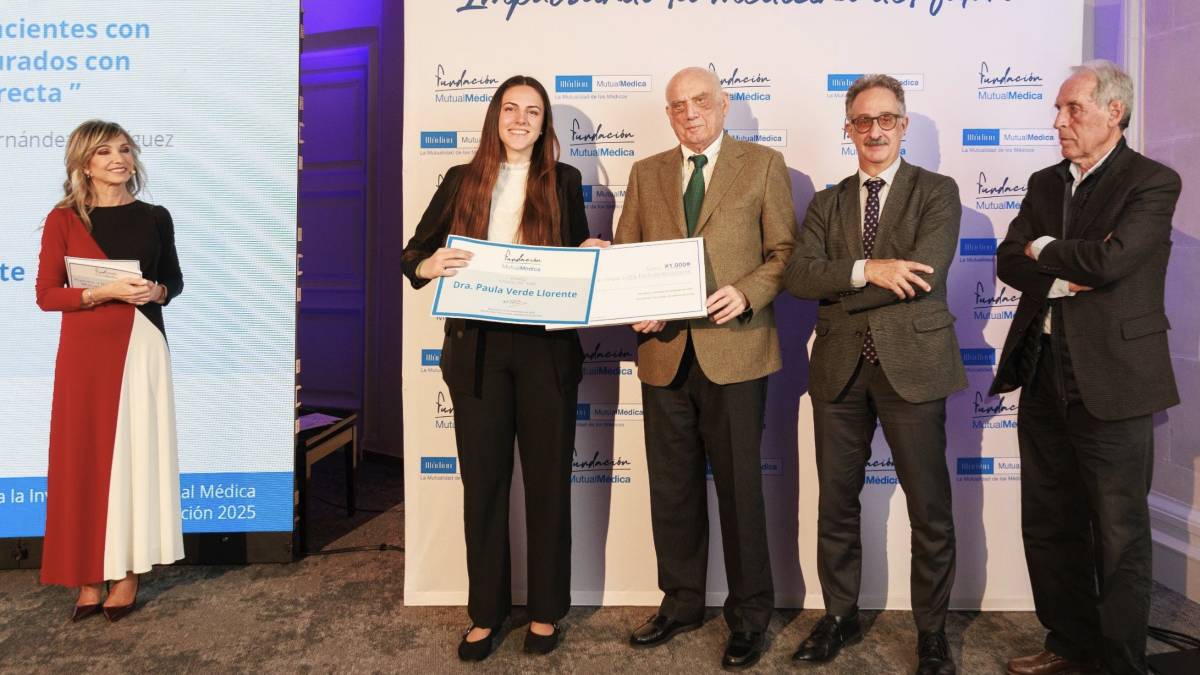 Doble hito en el Hospital de Alcorcón: implantan la "repicadura controlada" y premian un estudio sobre el cáncer de hígado