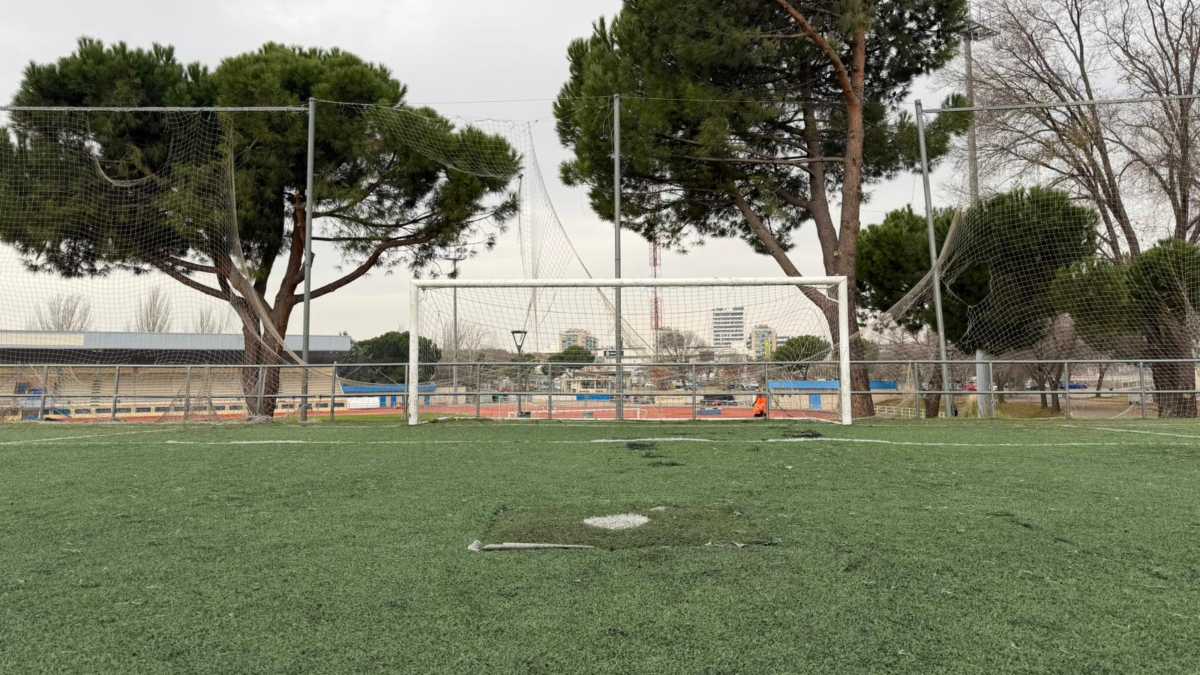La Liga Municipal de Fútbol 7 de Alcorcón podría empezar en enero pese al mal estado de los campos La Liga Municipal de Fútbol 7 de Alcorcón podría empezar en enero pese al mal estado de los campos