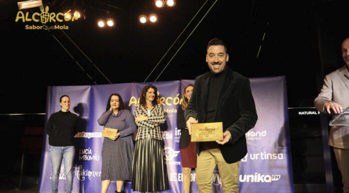 Héctor Ruiz, propietario de "El Trasgu": "Me encanta la gente de Alcorcón y llevo muy adentro San José de Valderas"