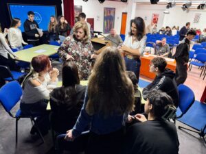 Comienza la IV Liga de Debate Escolar: así es la competición que enseña a los jóvenes de Alcorcón a debatir