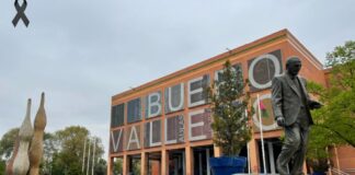 Homenaje a las víctimas del accidente en el Teatro Buero Vallejo