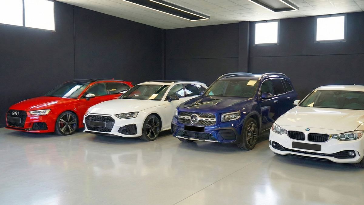 Roban cinco coches de alta gama en un concesionario cercano a Alcorcón