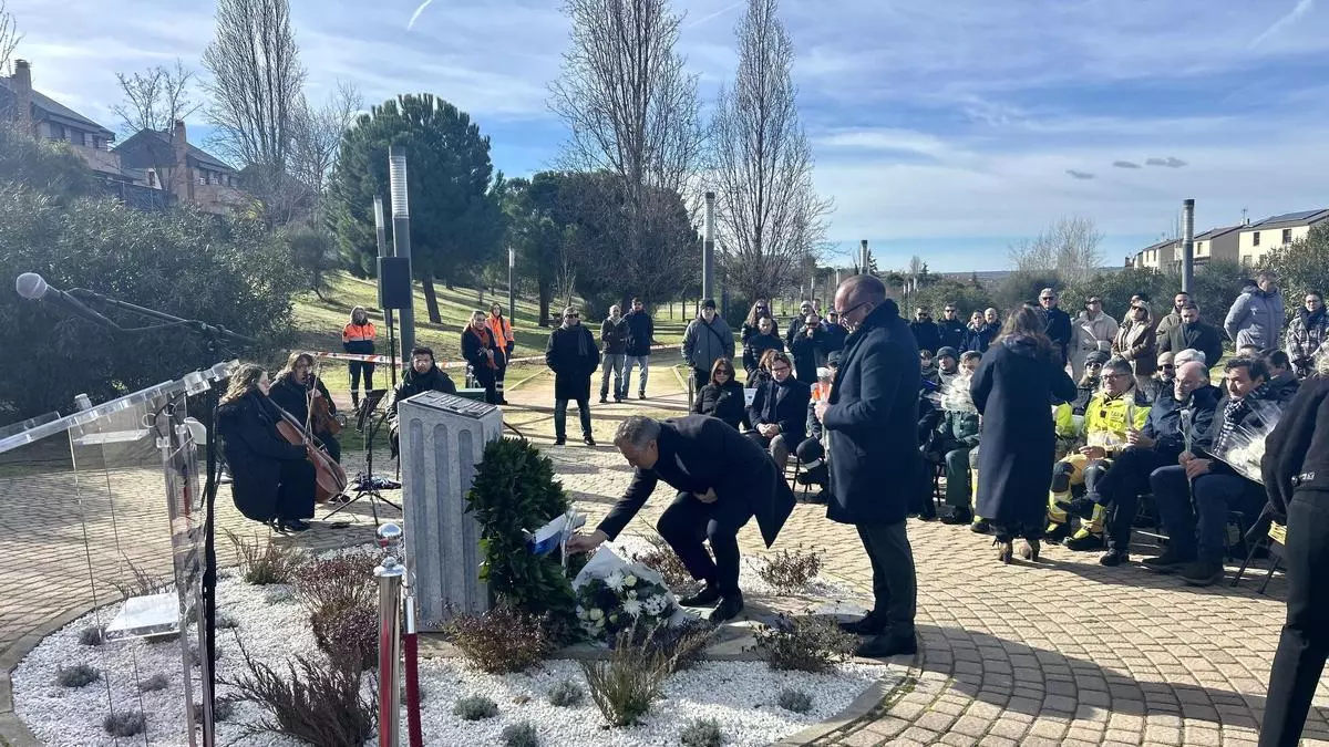 Homenaje por parte de la Comunidad de Madrid a Sergio Benavente, bombero de Alcorcón fallecido en acto de servicio