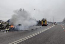 Arde un vehículo en un acceso clave a Alcorcón sin causar heridos