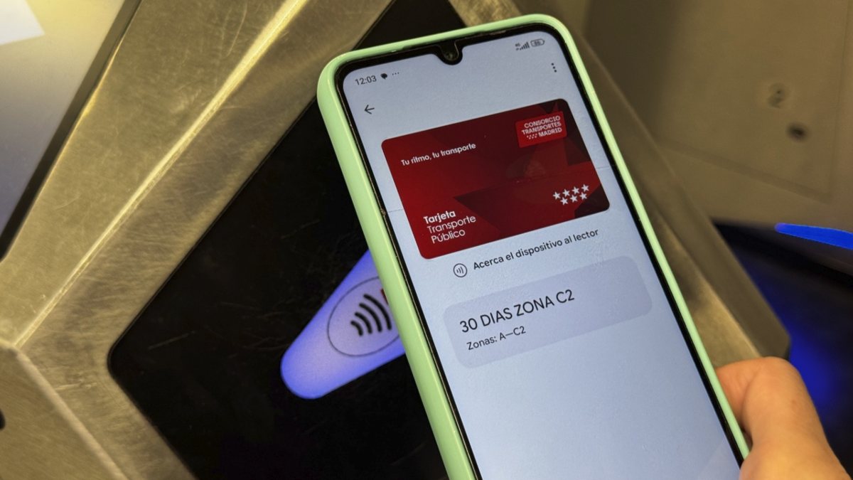 Abono transporte en el móvil en Alcorcón: cómo activarlo para el Metro, Cercanías y buses Abono transporte en el móvil en Alcorcón: cómo activarlo para el Metro, Cercanías y buses