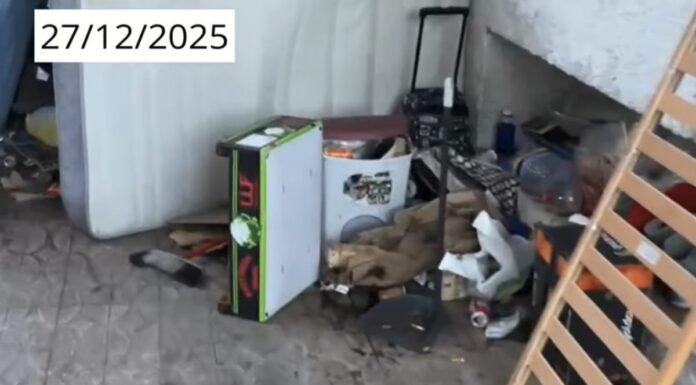 Los vecinos de Parque Mayor de Alcorcón emiten quejas respecto a la acumulación de residuos y pernocta de personas