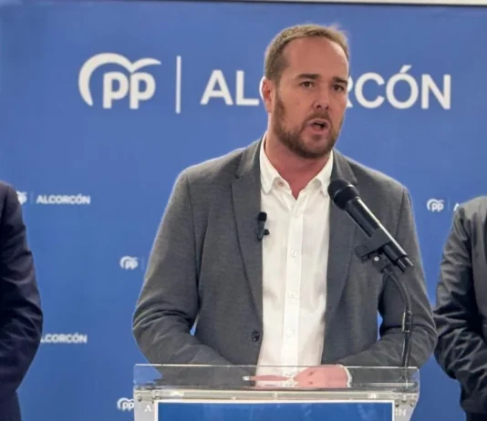 El Partido Popular de Alcorcón denuncia su exclusión de la Mesa de Contratación y el Gobierno municipal responde El Partido Popular de Alcorcón denuncia su exclusión de la Mesa de Contratación y el Gobierno municipal responde