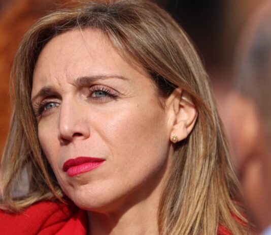 La alcaldesa de Alcorcón pide la dimisión de Manuel Bautista desde Móstoles La alcaldesa de Alcorcón pide la dimisión de Manuel Bautista desde Móstoles