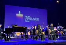 Homenaje en Alcorcón a Pablo y María del Carmen, vecinos fallecidos en el trágico accidente de Adamuz Homenaje en Alcorcón a Pablo y María del Carmen, vecinos fallecidos en el trágico accidente de Adamuz