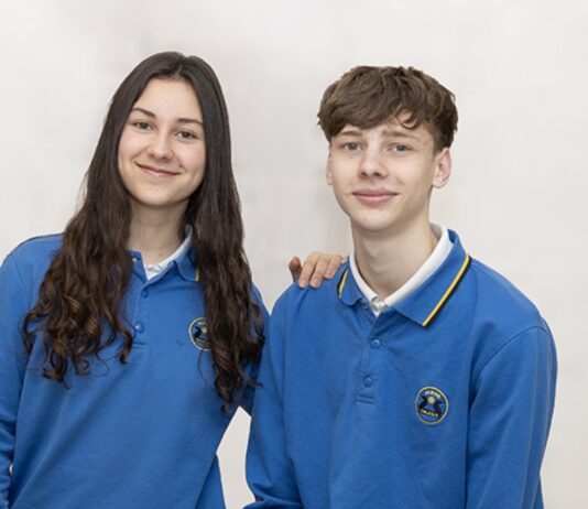 Dos alumnos del Colegio Alkor de Alcorcón logran la prestigiosa Beca Amancio Ortega Dos alumnos del Colegio Alkor de Alcorcón logran la prestigiosa Beca Amancio Ortega