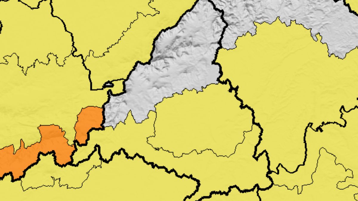 Alerta activada hasta las seis de la tarde. Alcorcón, en aviso amarillo por viento: qué hacer para evitar riesgos