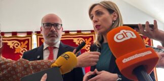 Candelaria Testa anuncia novedades sobre la situación del local de la calle Madrid 13 en Alcorcón