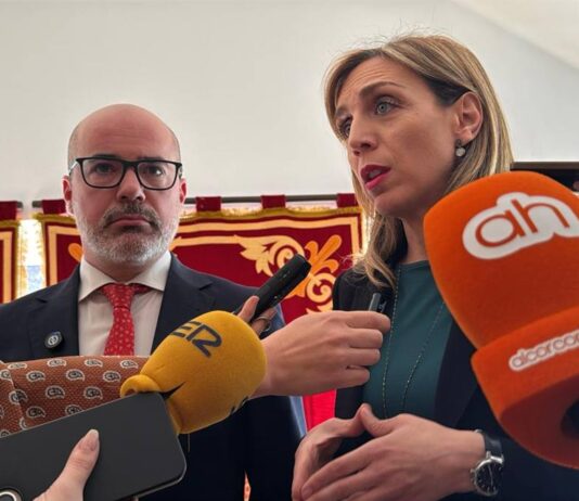 Candelaria Testa anuncia novedades sobre la situación del local de la calle Madrid 13 en Alcorcón Candelaria Testa anuncia novedades sobre la situación del local de la calle Madrid 13 en Alcorcón