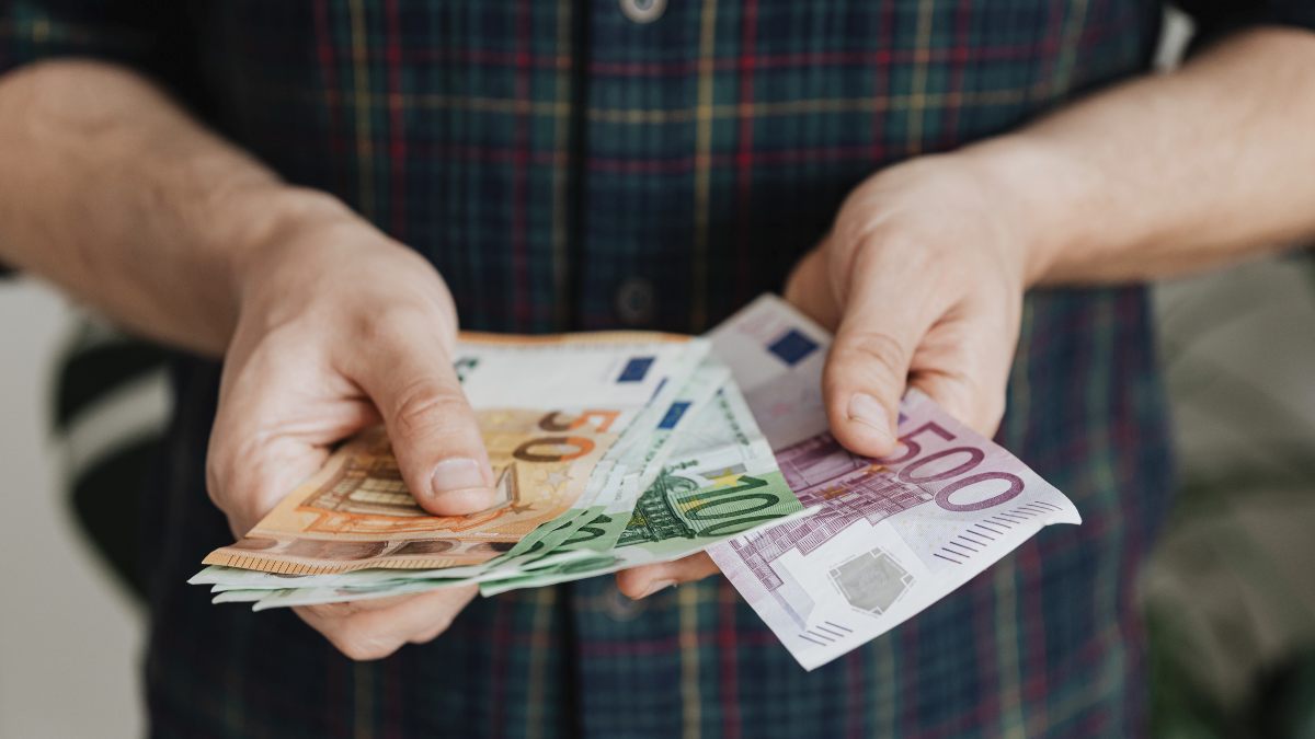 ¿Cuánto gana un vecino de Alcorcón? Esta es la renta media según el INE