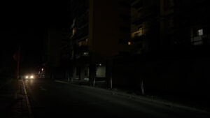 La calle Berlín, de Alcorcón, sin alumbrado público desde hace días