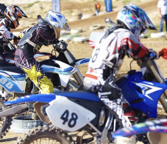 Alcorcón se llena de planes este fin de semana: motocross, torneos de eSports y Pickleball, ópera y mucho más