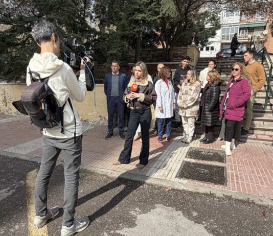 Espejo Público se hace eco de la noticia de alcorconhoy sobre la problemática de la plaza de la Toja