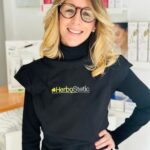 Esther López, propietaria de “HerboStetic”: «La honestidad y el buen diagnóstico han hecho que llevemos 11 años en Alcorcón»