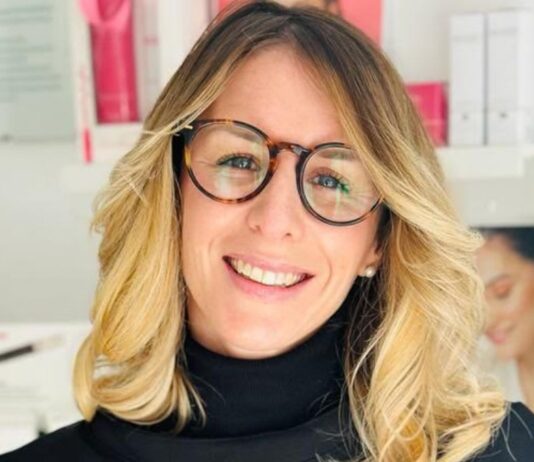 Esther López, propietaria de “HerboStetic”: «La honestidad y el buen diagnóstico han hecho que llevemos 11 años en Alcorcón»