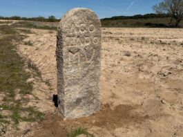 Alcorcón recupera su historia: descubierto un hito de 150 años de antigüedad con el Marqués de Valderas como protagonista Alcorcón recupera su historia: descubierto un hito de 150 años de antigüedad con el Marqués de Valderas como protagonista