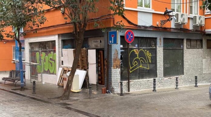 Vecinos de Alcorcón denuncian un local okupa con 18 personas y consumo de drogas Vecinos de Alcorcón denuncian un local okupa con 18 personas y consumo de drogas