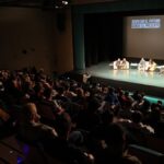 Los jóvenes toman la palabra en un debate sin filtros organizado por Más Madrid en Alcorcón