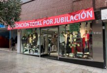 Otro establecimiento histórico dice adiós a Alcorcón: Tito Jeans cierra su persiana para siempre