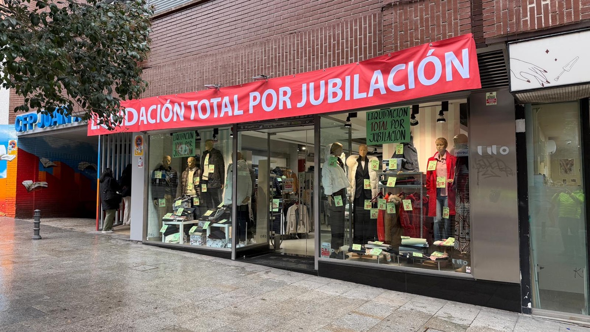 Otro establecimiento histórico dice adiós a Alcorcón: Tito Jeans cierra su persiana para siempre