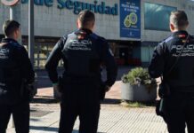 La rápida actuación de la Policía de Alcorcón salva la vida a un menor de 14 años La rápida actuación de la Policía de Alcorcón salva la vida a un menor de 14 años