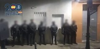 Golpe al tráfico de drogas en Alcorcón: desmantelan tres narcolocales e incautan una katana y un arma simulada