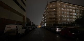 El robo de cable deja a oscuras la calle los Arces de Alcorcón